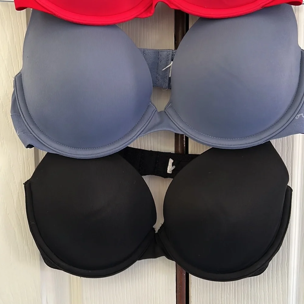 Collection of 6 Pink brand bras - Picture 4 of 8